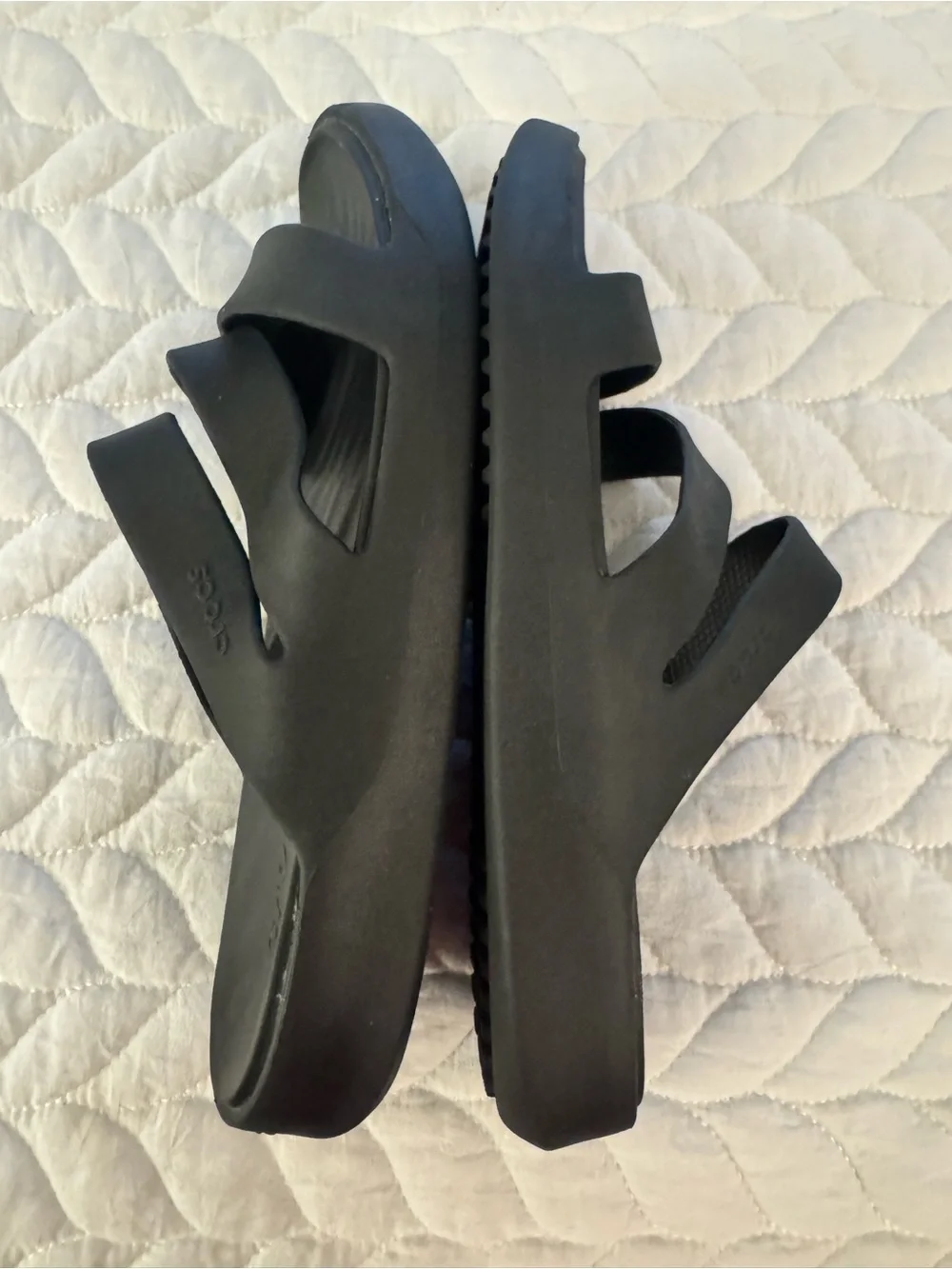 Crocs Getaway Strappy Sandal (Like New)